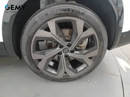 Photo 66 Renault Austral  E-Tech full hybrid 200 GSR2