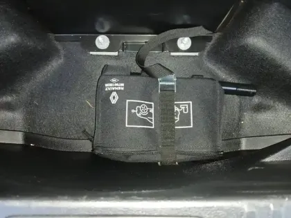 Photo 13 Renault Austral  E-Tech full hybrid 200 GSR2