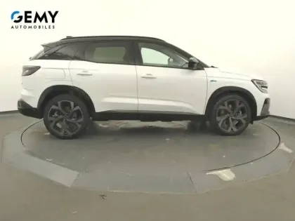 Photo 59 Renault Austral  E-Tech full hybrid 200 GSR2