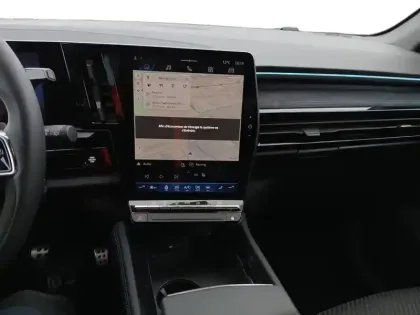 Photo 15 Renault Austral  E-Tech full hybrid 200 GSR2