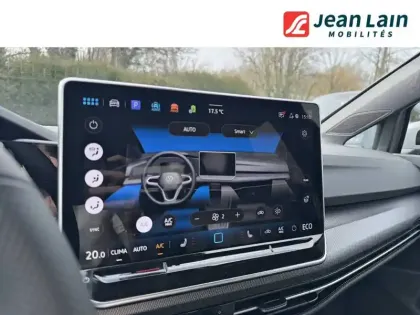 Photo 13 Volkswagen Golf  1.5 eHybrid 272 DSG6