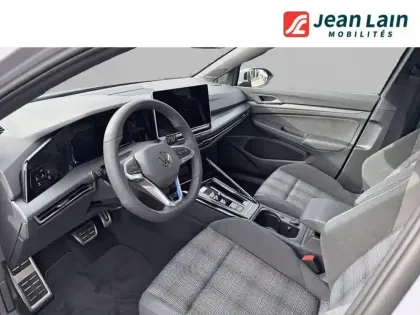 Photo 10 Volkswagen Golf  1.5 eHybrid 272 DSG6