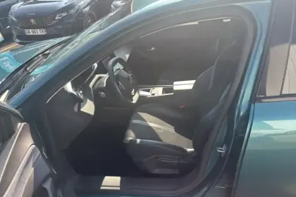 Photo 9 Peugeot 308  SW PureTech 130ch S&S EAT8