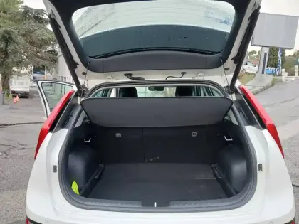 Photo 10 Kia Niro  1.6 GDi 141 ch HEV DCT6