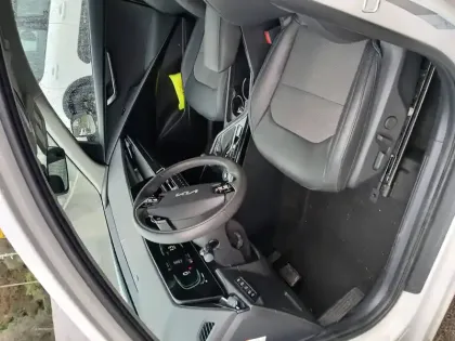 Photo 8 Kia Niro  1.6 GDi 141 ch HEV DCT6