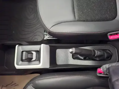 Photo 42 Dacia Spring  GSR2 65