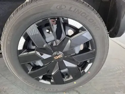 Photo 13 Dacia Spring  GSR2 65