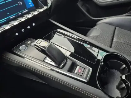 Photo 75 Peugeot 508  SW Hybrid 225 e-EAT8