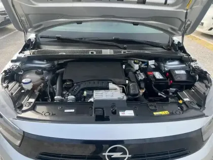 Photo 6 Opel Corsa  1.2 Turbo 100 ch BVM6