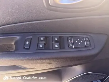 Photo 27 Renault Captur  TCe 90 Intens