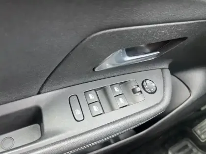 Photo 19 Opel Mokka  1.2 Turbo 130 ch BVM6 GS Line