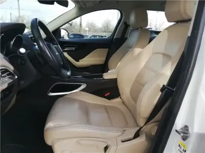 Photo 23 Jaguar F-Pace Gén. I Ph1 Evo Prestige 5