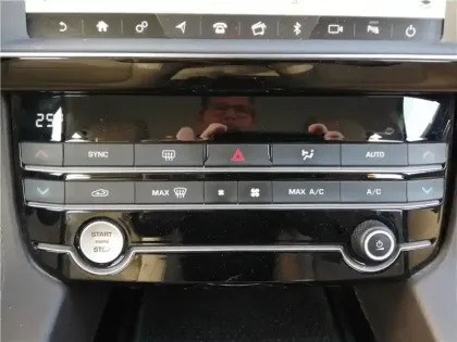 Photo 74 Jaguar F-Pace Gén. I Ph1 Evo Prestige 5