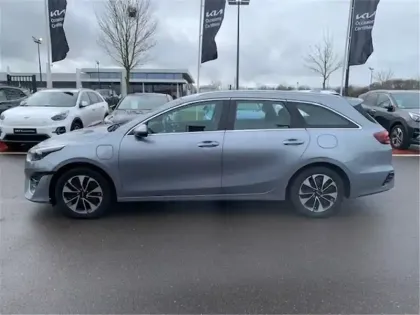 Photo 26 Kia Ceed SW 1.6 GDI HYBRIDE RECHARGEABLE 141CH DCT6