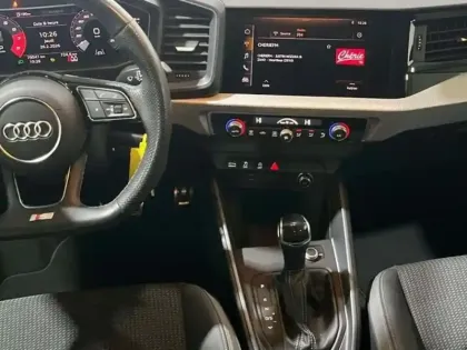 Photo 9 Audi A1 30 TFSI 110 ch S tronic 7 S line