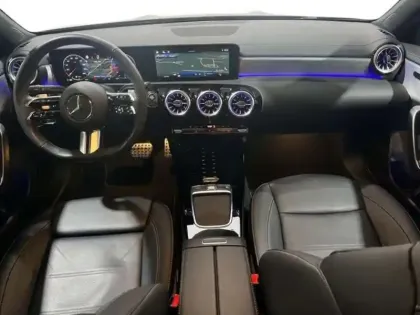 Photo 17 Mercedes Classe A 200 d 8G-DCT AMG Line