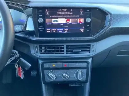 Photo 9 Volkswagen T-cross 1.0 TSI 95 Start/Stop BVM5 Life Plus