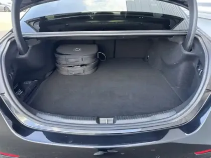 Photo 6 Mercedes Classe C  300 e Hybrid EQ Berli