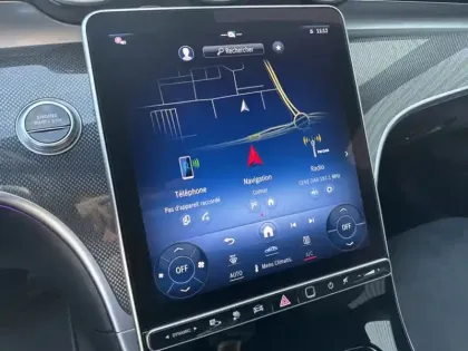 Photo 12 Mercedes Classe C  300 e Hybrid EQ Berli