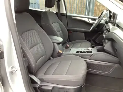 Photo 24 Ford Kuga 1.5 EcoBlue 120ch Titanium