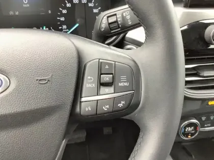 Photo 18 Ford Kuga 1.5 EcoBlue 120ch Titanium