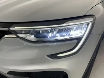 Photo 23 Renault Arkana E-Tech 145 21B R.S. Line 5p