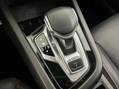 Photo 20 Renault Arkana E-Tech 145 21B R.S. Line 5p