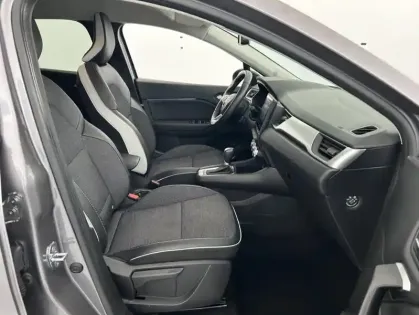 Photo 24 Renault Captur E-Tech Plug-in 160 21 Intens 5p