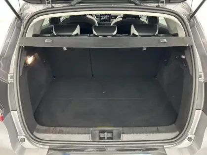 Photo 8 Renault Captur E-Tech Plug-in 160 21 Intens 5p