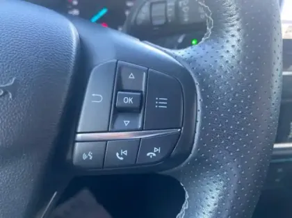 Photo 8 Ford Fiesta 1.0 EcoBoost 100ch Stop&Start ST-Line 5p Euro6.2