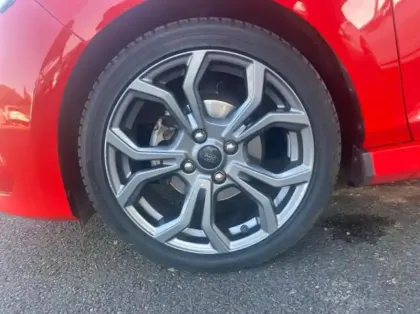 Photo 5 Ford Fiesta 1.0 EcoBoost 100ch Stop&Start ST-Line 5p Euro6.2