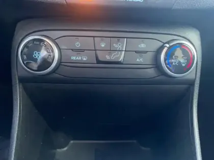 Photo 18 Ford Fiesta 1.0 EcoBoost 100ch Stop&Start ST-Line 5p Euro6.2