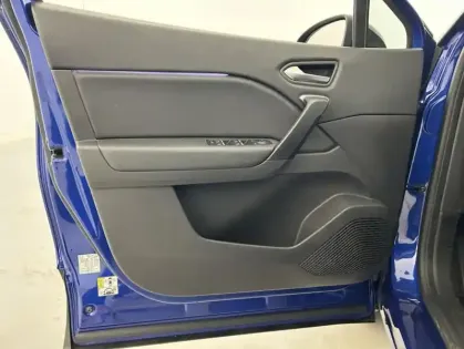 Photo 11 Renault Captur E-Tech full hybrid 145 Techno fast track 5p