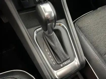 Photo 20 Renault Captur E-Tech full hybrid 145 Techno fast track 5p