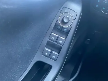 Photo 5 Ford Puma 1.0 Flexifuel 125ch S&S mHEV Titanium