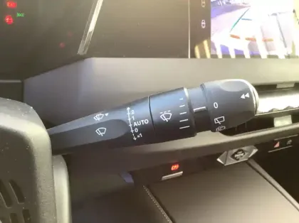 Photo 19 DS DS 4 BlueHDi 130 EAT8 Etoile - Cuir Nappa