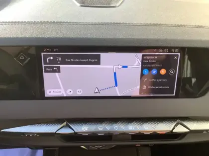 Photo 14 DS DS 4 BlueHDi 130 EAT8 Etoile - Cuir Nappa