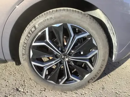 Photo 8 DS DS 4 BlueHDi 130 EAT8 Etoile - Cuir Nappa