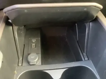 Photo 20 DS DS 4 BlueHDi 130 EAT8 Etoile - Cuir Nappa