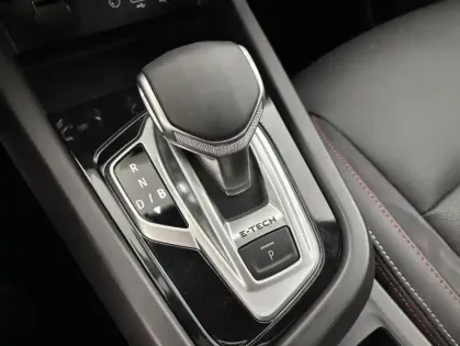 Photo 19 Renault Arkana E-Tech 145 21B R.S. Line 5p