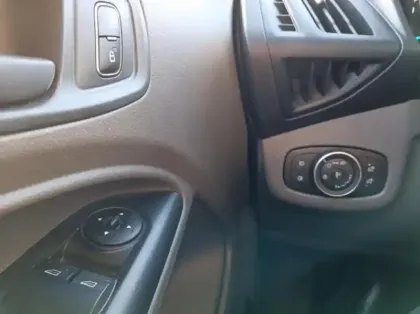 Photo 22 Ford Transit Connect Fourgonnette L1 1.0E 100ch E85 Trend Business Nav