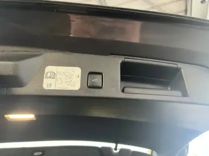 Photo 16 Ford Kuga 2.5 Duratec 190ch FHEV ST-Line X BVA