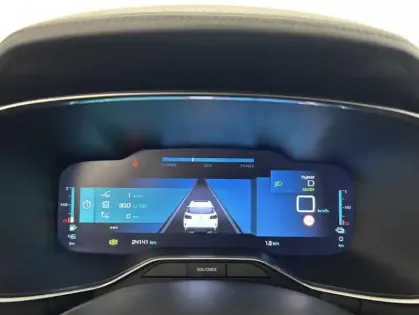 Photo 15 Citroën C5 aircross Hybrid 225ch Feel e-EAT8 + Attelage