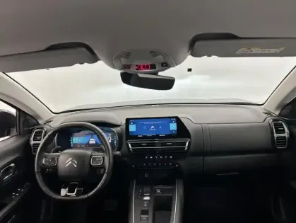 Photo 25 Citroën C5 aircross Hybrid 225ch Feel e-EAT8 + Attelage