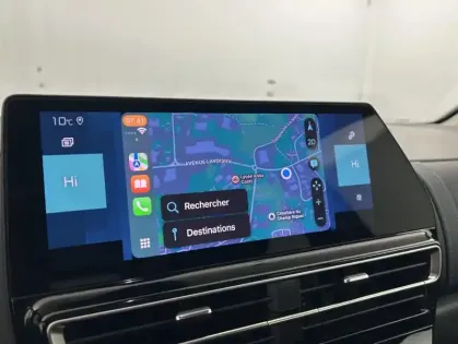 Photo 18 Citroën C5 aircross Hybrid 225ch Feel e-EAT8 + Attelage