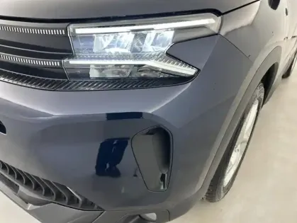 Photo 22 Citroën C5 aircross Hybrid 225ch Feel e-EAT8 + Attelage