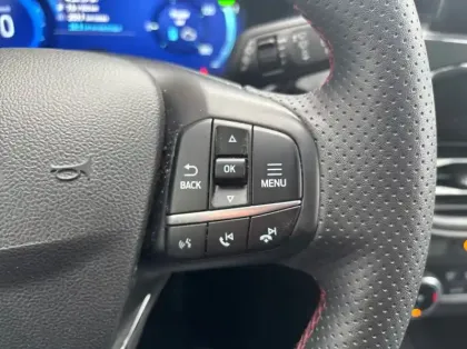 Photo 16 Ford Kuga 2.5 Duratec 190ch FHEV E85 ST-Line BVA