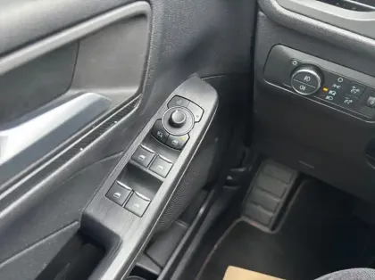 Photo 5 Ford Kuga 2.5 Duratec 190ch FHEV E85 ST-Line BVA