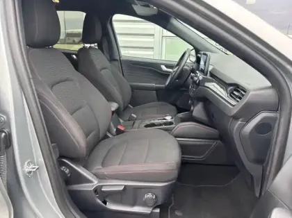 Photo 21 Ford Kuga 2.5 Duratec 190ch FHEV E85 ST-Line BVA