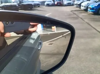 Photo 23 Ford Kuga 2.5 Duratec 180ch Hybrid FlexiFuel Titanium Business Powershift